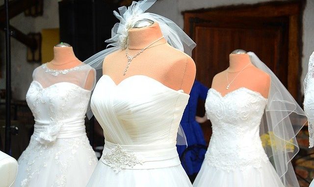 hochzeitskleider